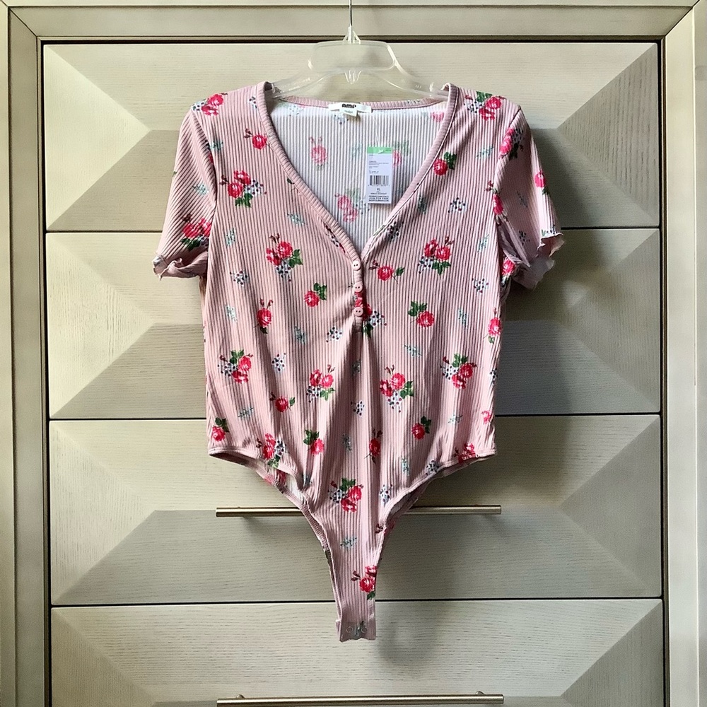 AMP SHORT SLEEVES SQUARE NECK JUNIORS BODYSUIT - CREAM - SIZE XL - Picture 1 of 5